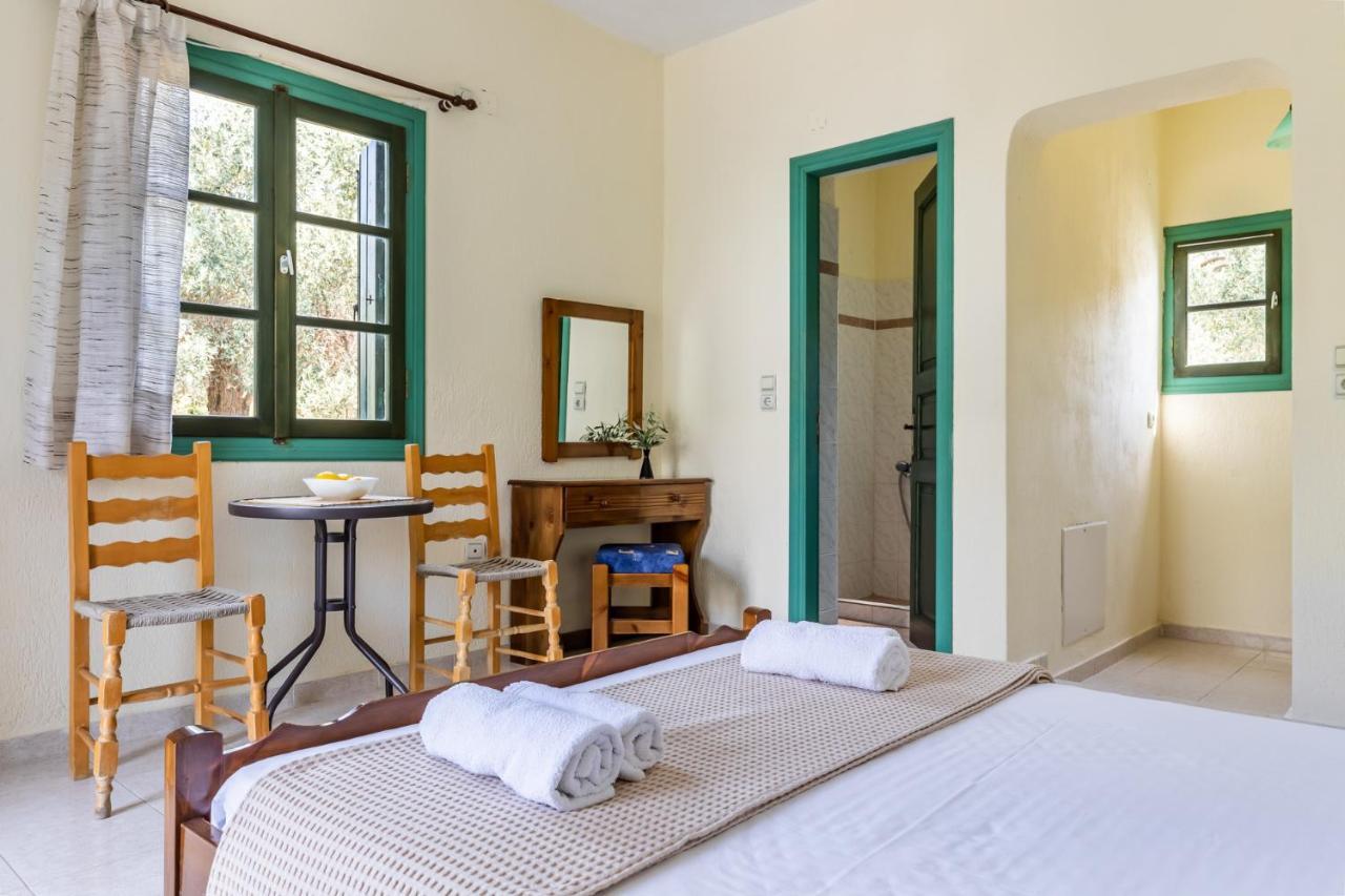 Skopelos Evergreen Apartments Стафилос Екстериор снимка