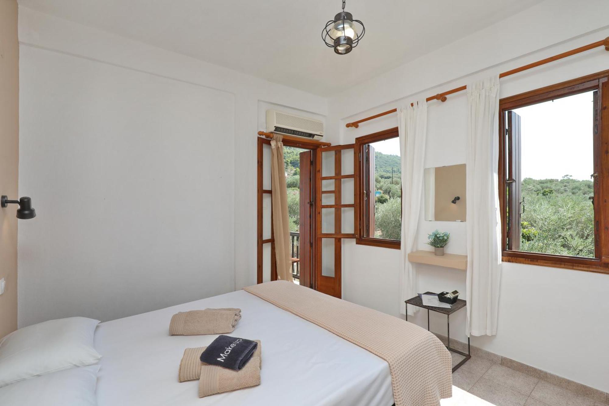Skopelos Evergreen Apartments Стафилос Екстериор снимка