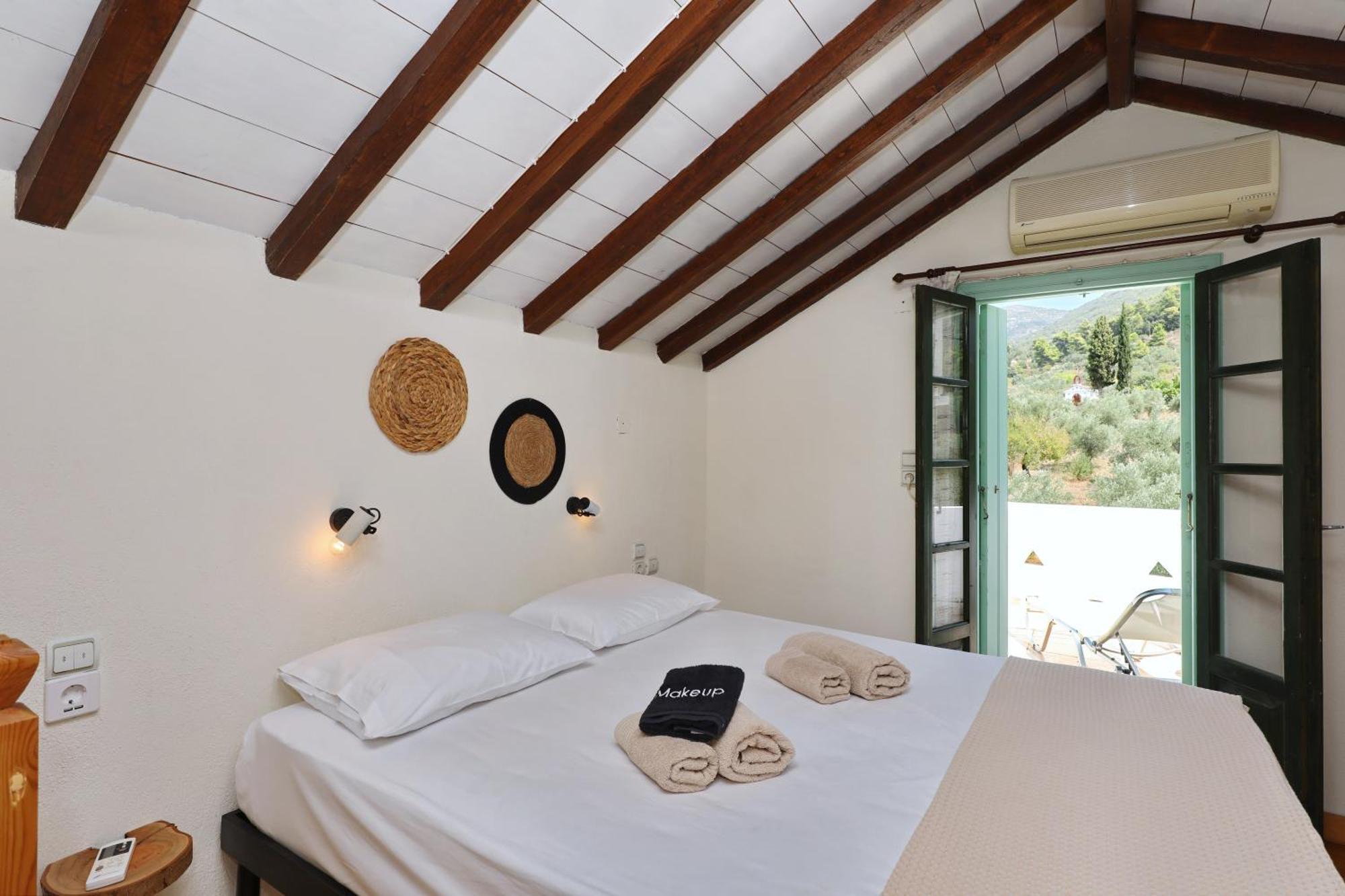 Skopelos Evergreen Apartments Стафилос Екстериор снимка